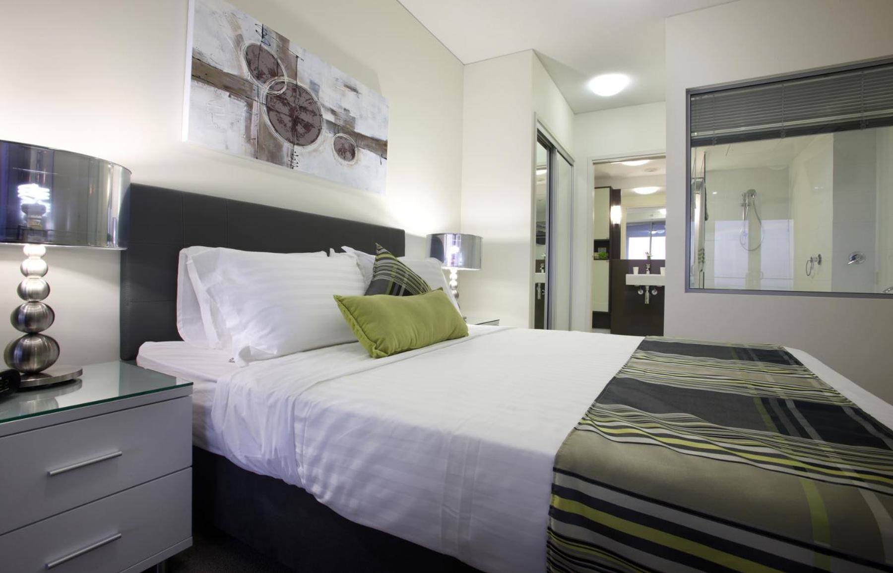 Monaco Caloundra Aparthotel Bagian luar foto