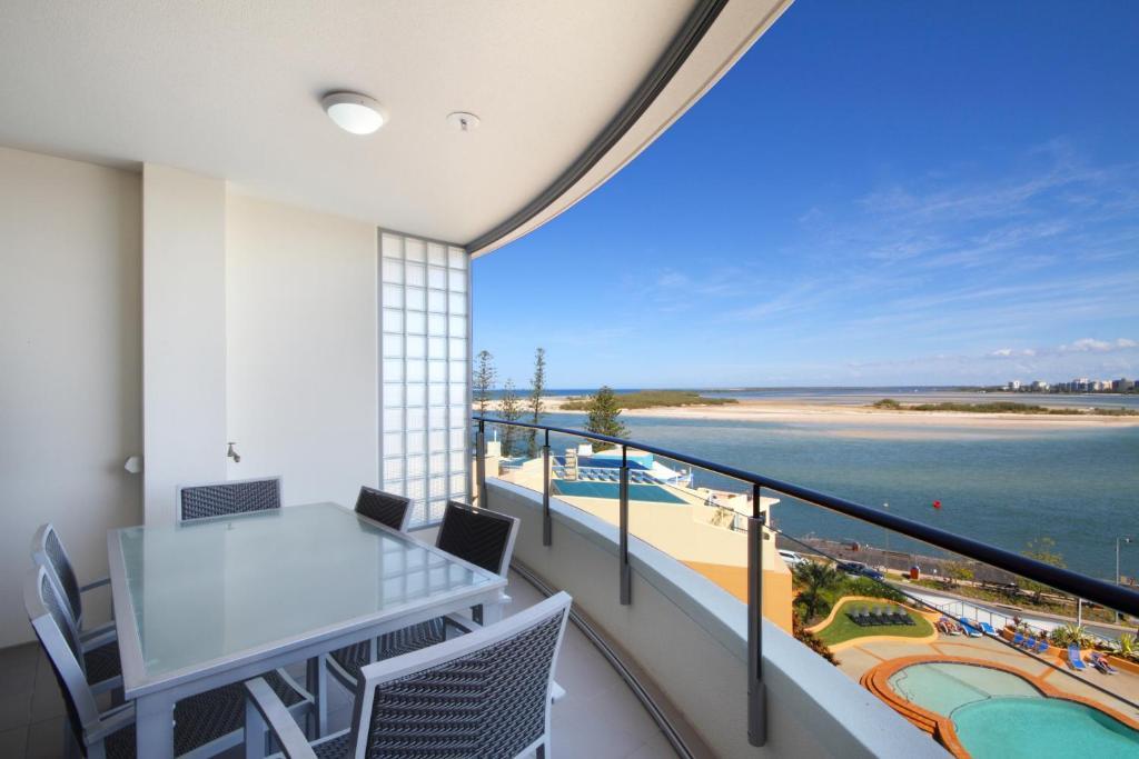 Monaco Caloundra Aparthotel Ruang foto