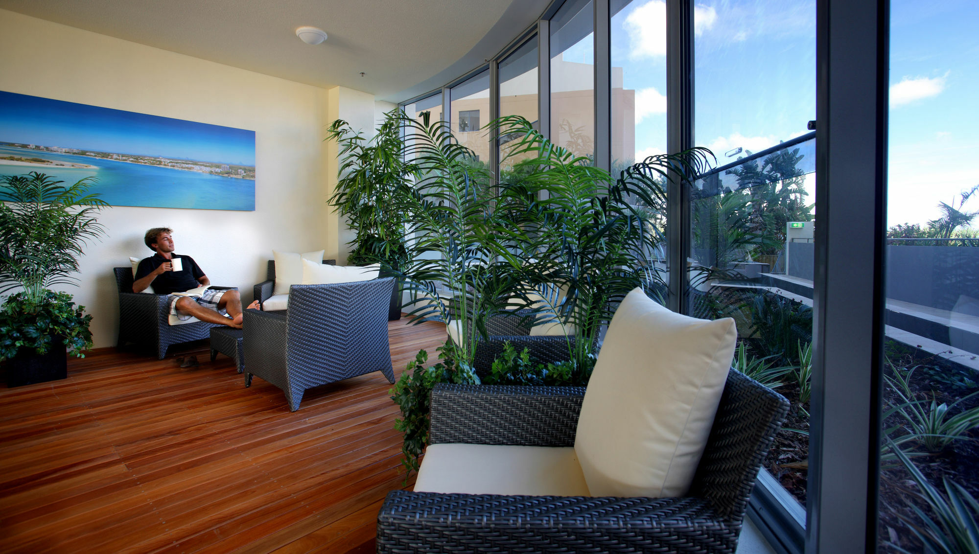 Monaco Caloundra Aparthotel Bagian luar foto